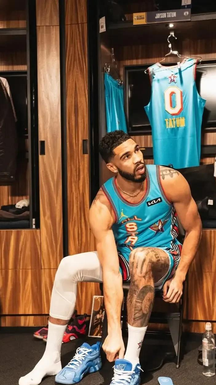 壹号-关于塔图姆爆冷击败独行侠，高光表现引爆全场！的信息