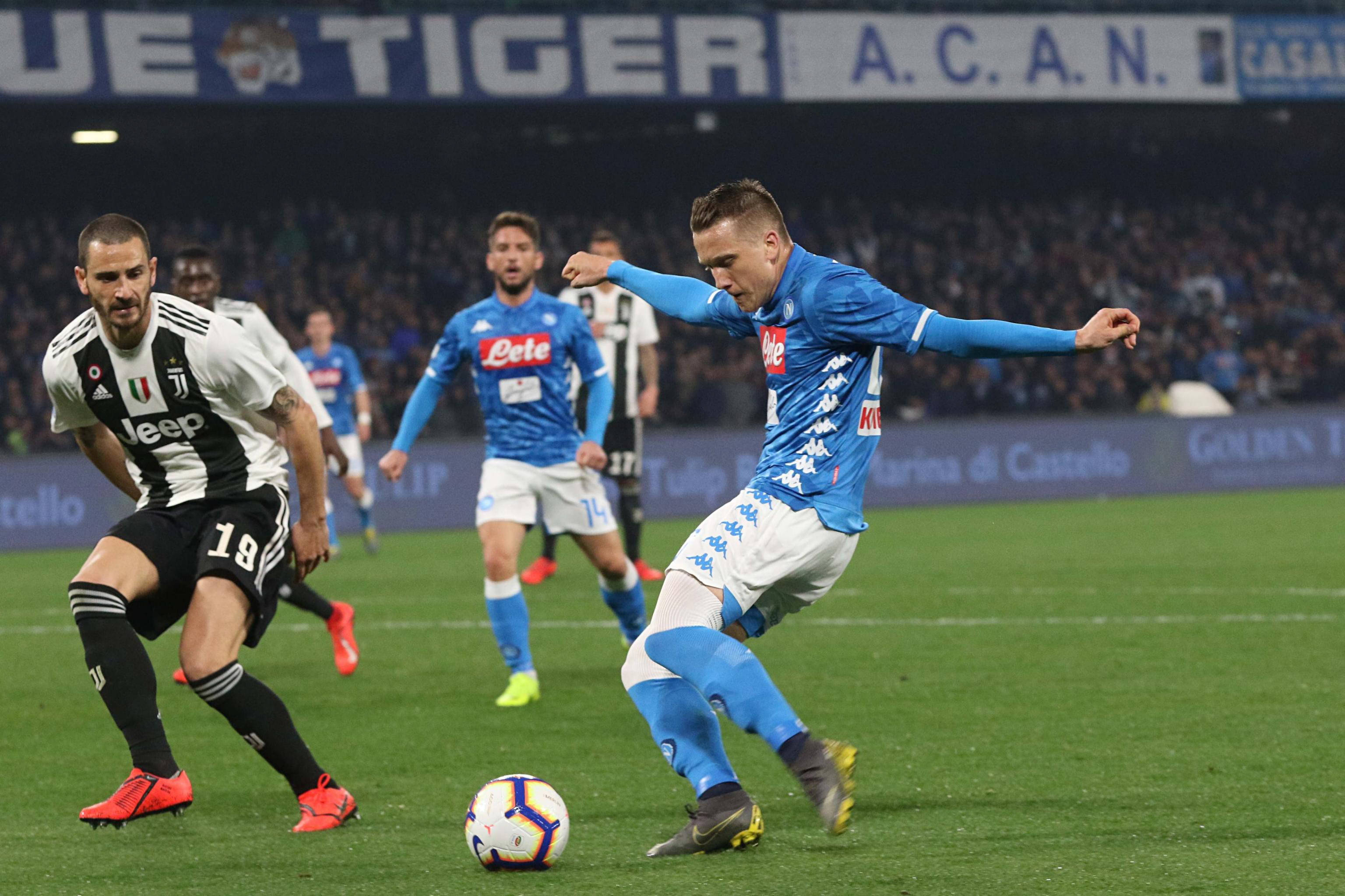 壹号娱乐-凯恩巅峰对决，塔图姆与80激战尤文图斯分钟，赛况扑朔迷离胜负难料！的简单介绍